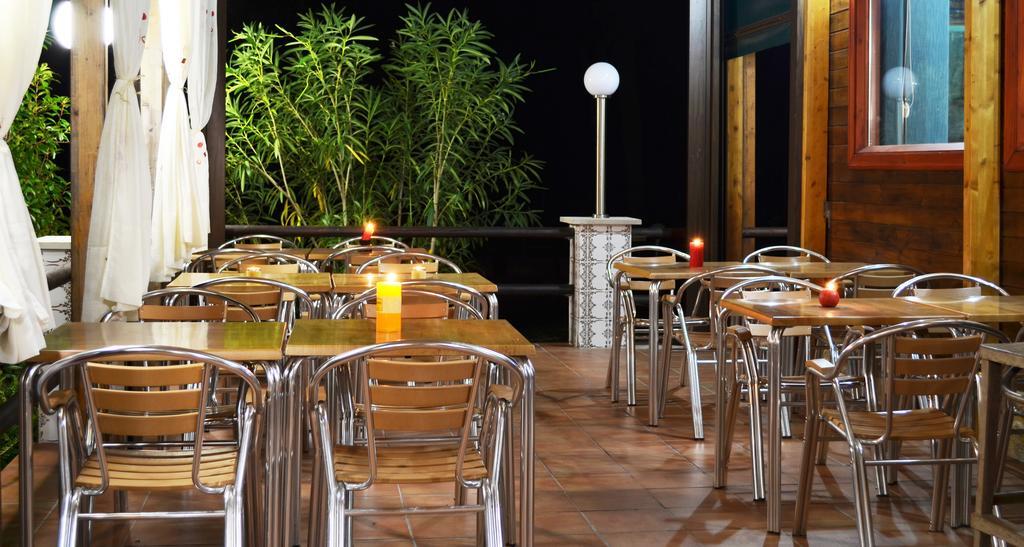 Apartamentos Paraje San Gines アンドゥハル エクステリア 写真